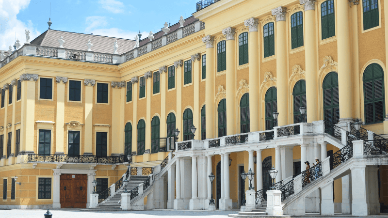 Schönbrunn Palace outside